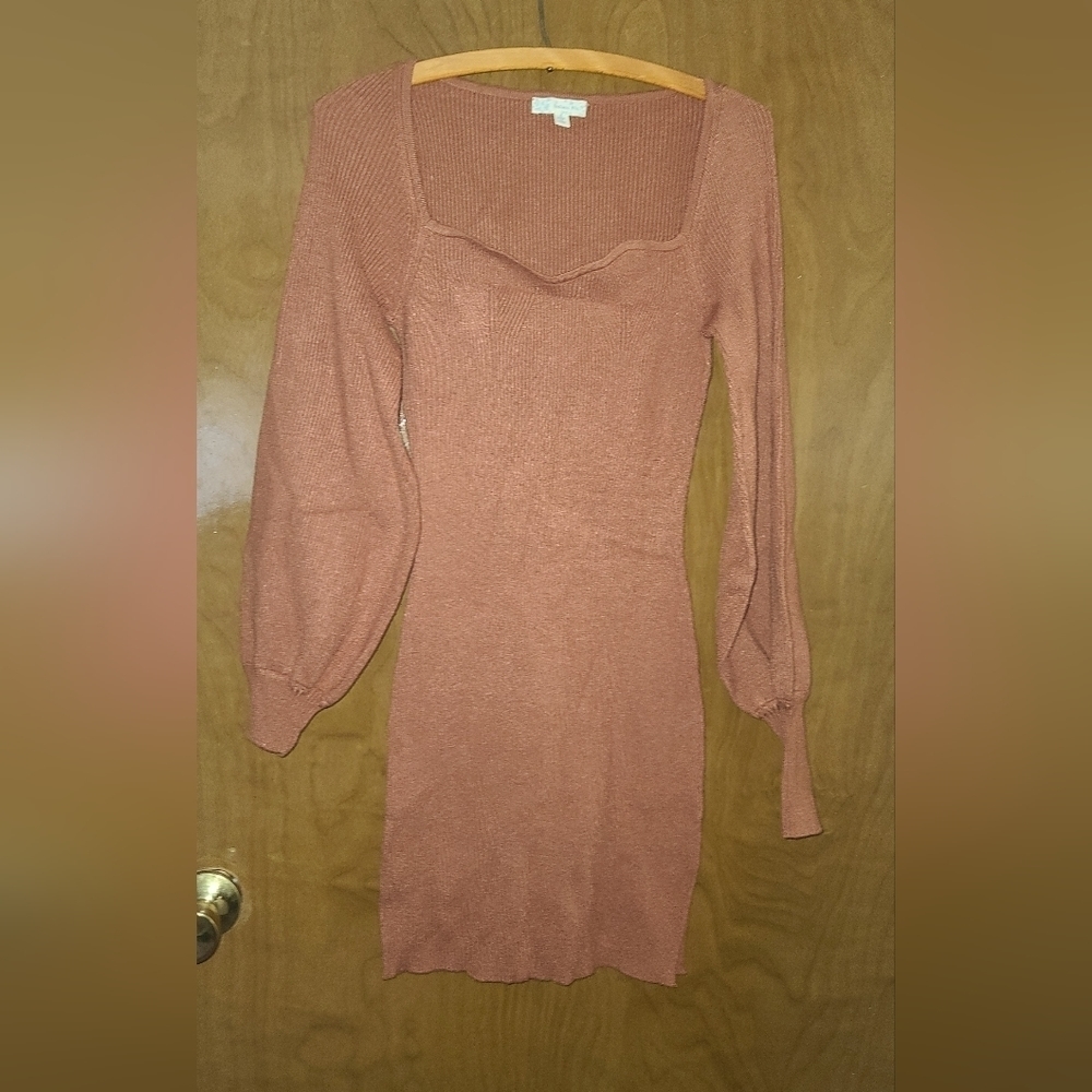 ENDLESS Blu long sleeve dress.